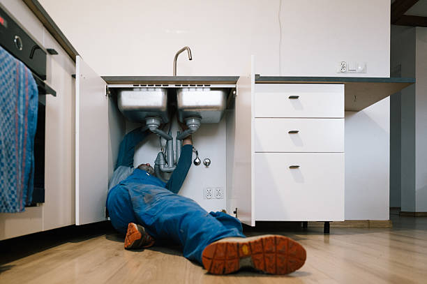 Professional Plumbing technician working in Mount Hermon, VA